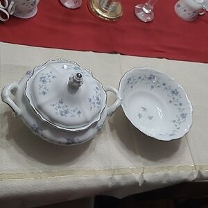 EUC BEAUTIFUL HAVILAND BAVARIA SERVING SET